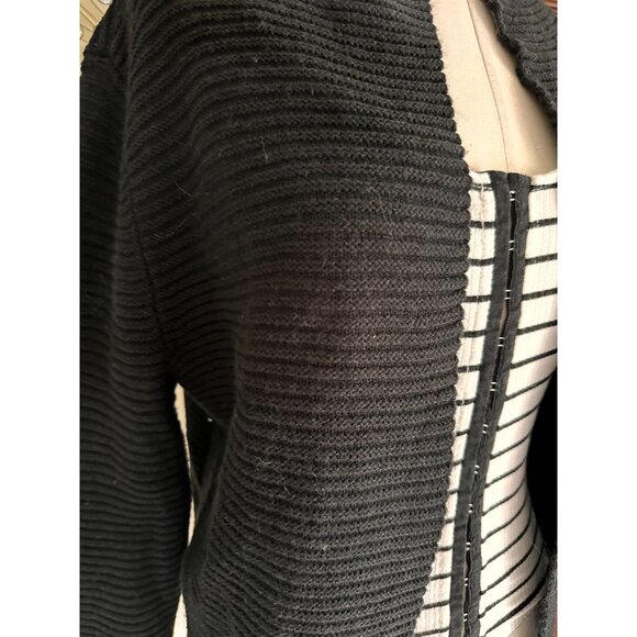 4 amazing mix and match pieces Express cardigan, white t, AEO tank, sparkly legg - Picture 8 of 12